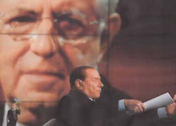 Per Berlusconi Monti non è più credibile