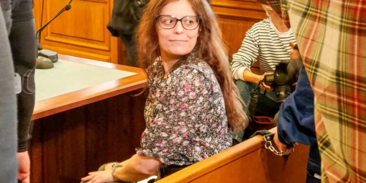 Ilaria Salis è ai domiciliari a Budapest con il braccialetto elettronico