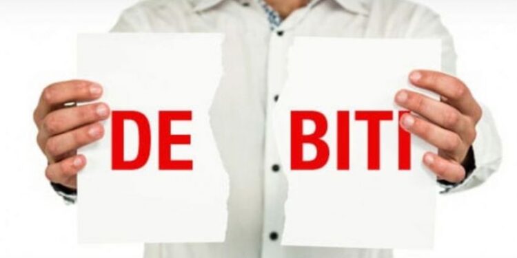 Ti cancellano tutti i debiti ora «se hai i requisiti». Si chiama ‘esdebitazione’