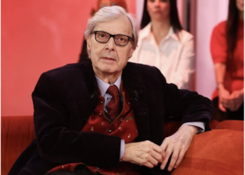 Vittorio Sgarbi è ricoverato in terapia intensiva al Policlinico Gemelli