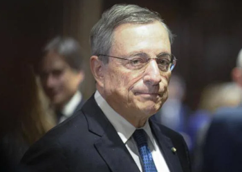 Draghi scuote l’Europa: “Servono 100 miliardi per l’Intelligenza Artificiale”