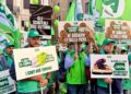 Autotrasportatori e agricoltori in rivolta al Sud: nuovi sit-in, blocchi stradali e protesta contro il caro carburanti e il caro vita